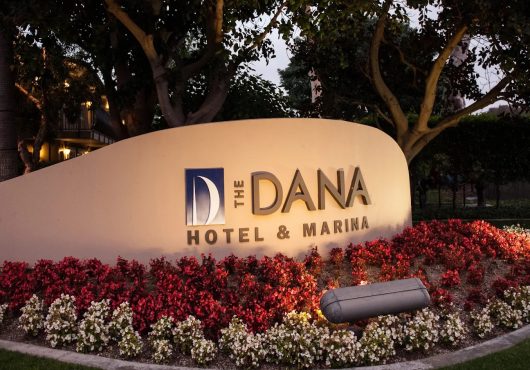 Dana_entry_at_night Dana_entry_at_night